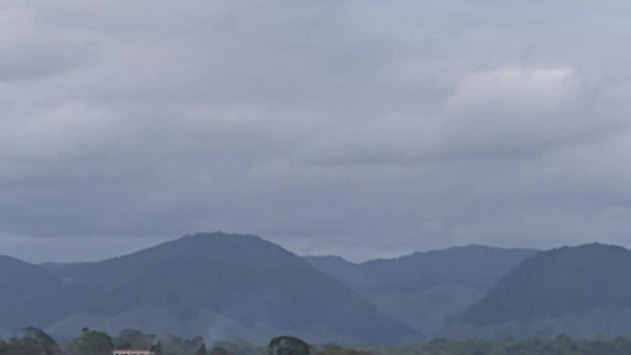 Morada Das Cassias Appartamento Guarapari Esterno foto