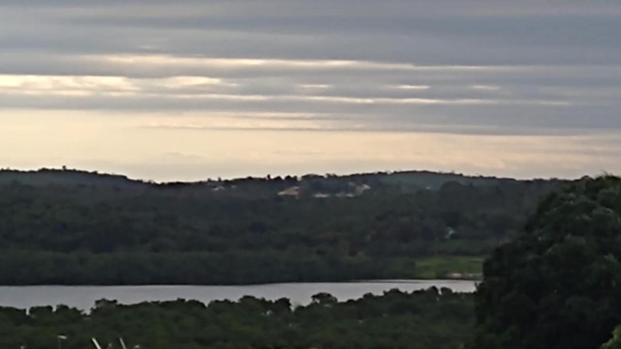 Morada Das Cassias Appartamento Guarapari Esterno foto